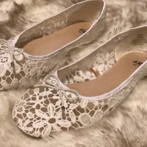 H&M White Lace Flats